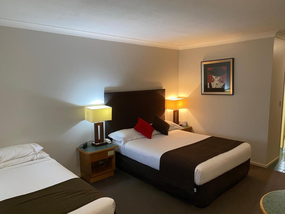 Puffers Inn Loganholme Eksteriør billede